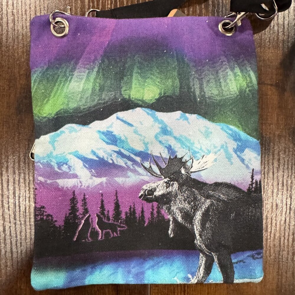 Alaska Outpost Bear/Moose Crossbody Shoulder Messenger Bag Travel ALASKA NWT​ - Picture 2 of 3